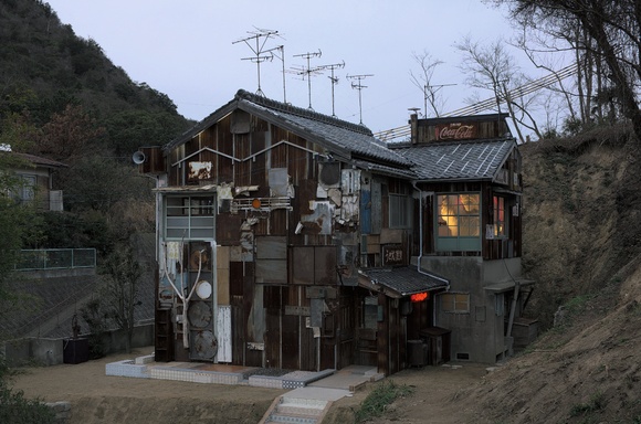 Naoshima, Haisha House